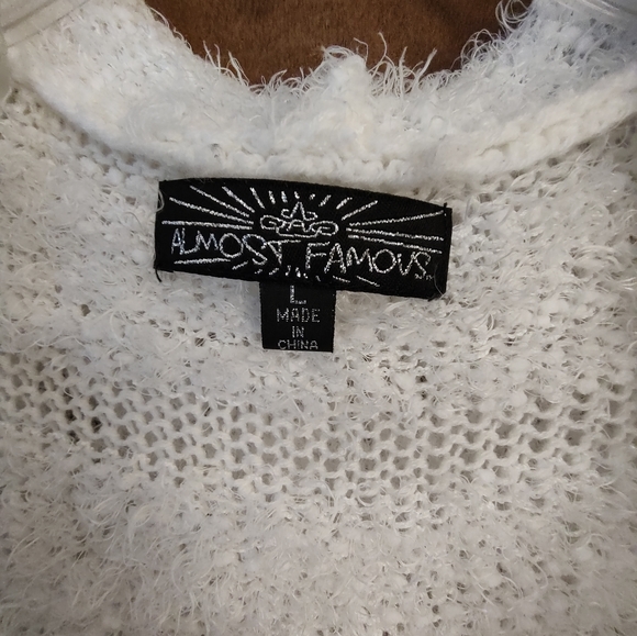 Almost Famous fluffy, shaggy white hooded tunic sweater. Size large. - Picture 4 of 10